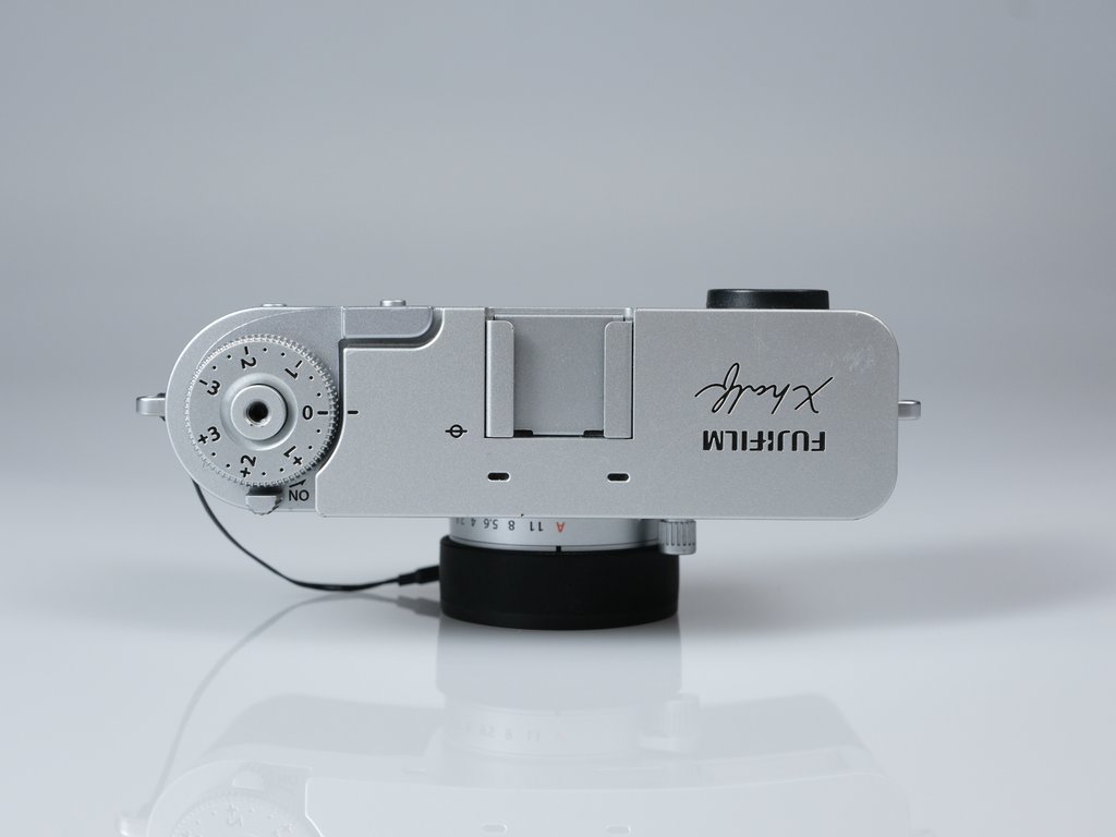 Fujifilm X half Gümüş (Outlet) <img src="../../../view/img/yildiz-4.png"