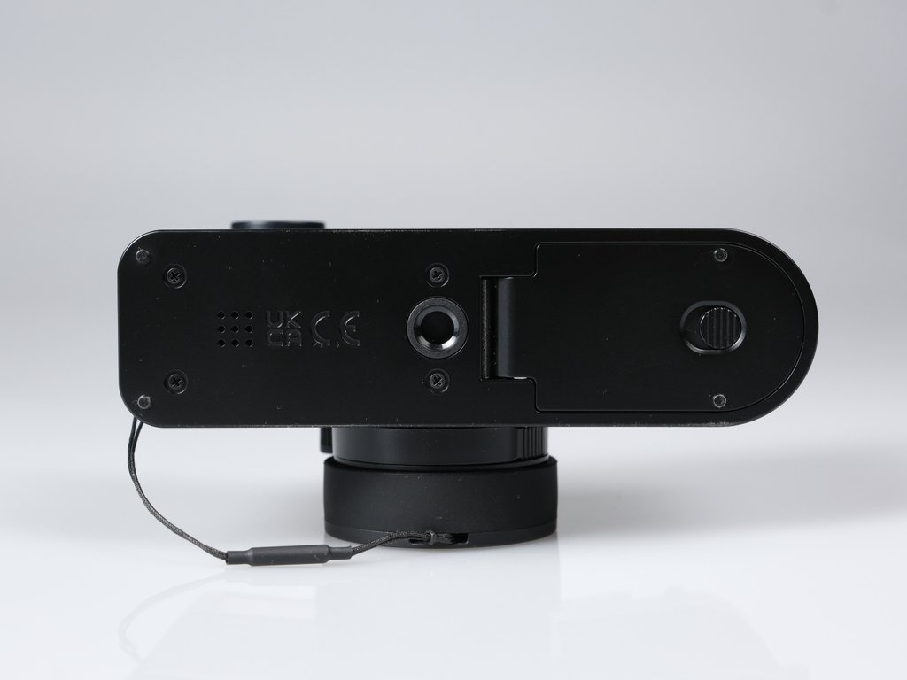 Fujifilm X half Siyah (Outlet) <img src="../../../view/img/yildiz-5.png"