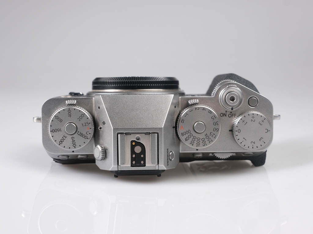 Fujifilm X-T5 Gümüş Gövde (Outlet) <img src="../../../view/img/yildiz-4.png"