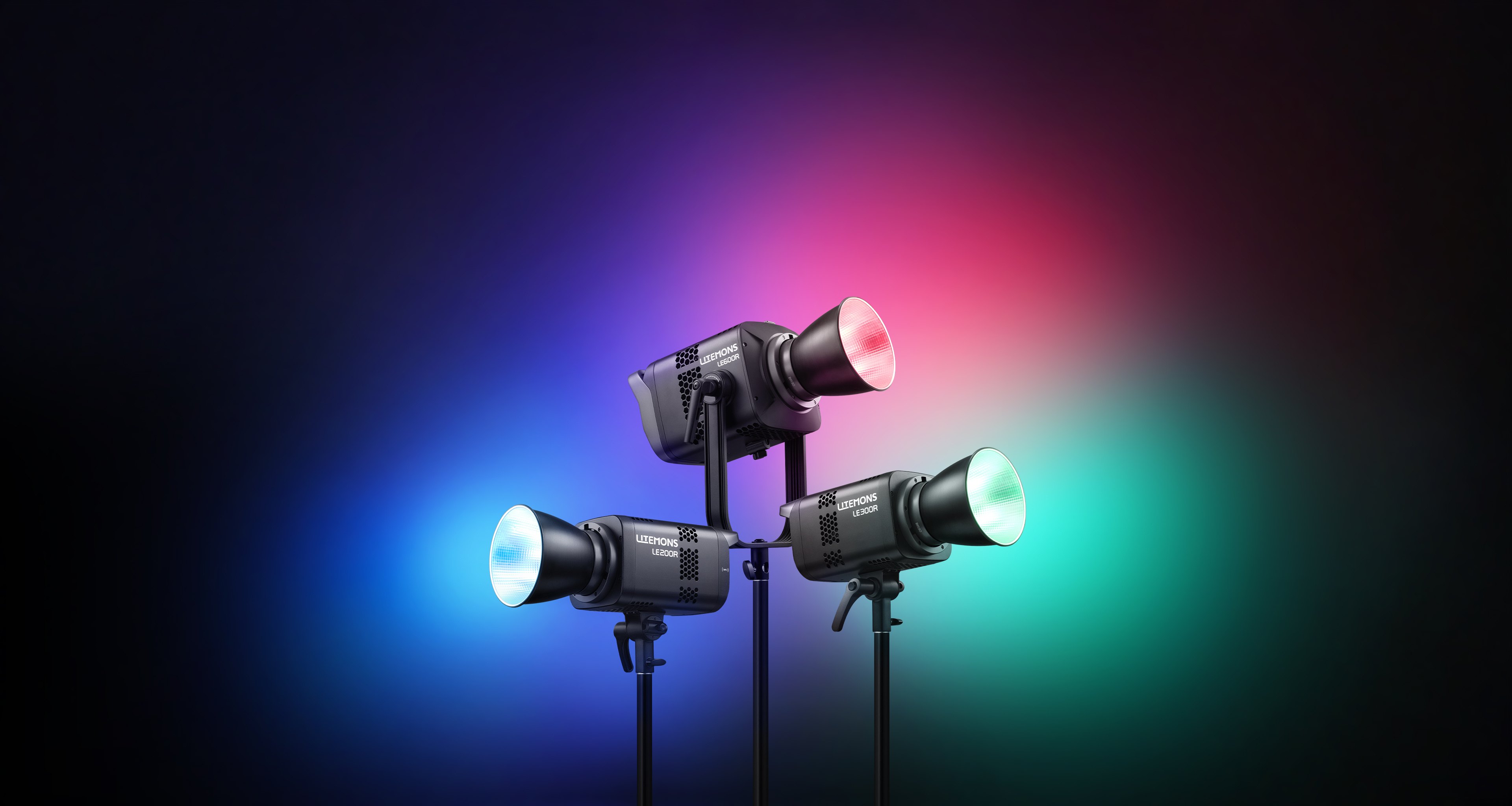 Godox LITEMONS LE200R, LE300R ve LE600R RGB LED ışık ailesi