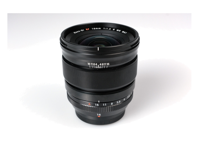 Fujinon XF16mmF1.4 R WR Objektif (Outlet) <img src="../../../view/img/yildiz-4.png"