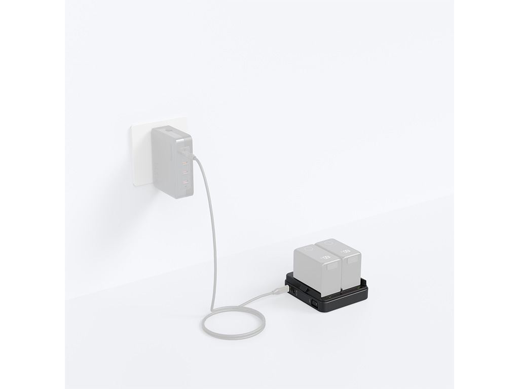 SmallRig 5536 NP-F Tipi Batarya Plakası ve 36w Şarj Aleti Çalışırken Değiştirilebilme Özelliği
